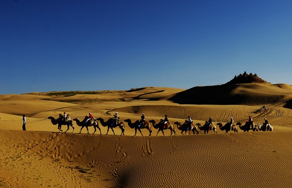 Inner Mongolia Private Tour: Unveil the Beauty of Resonant Sand Bay on a Full Day Adventure