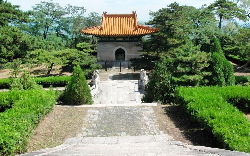 tomb of prince Cun.jpg