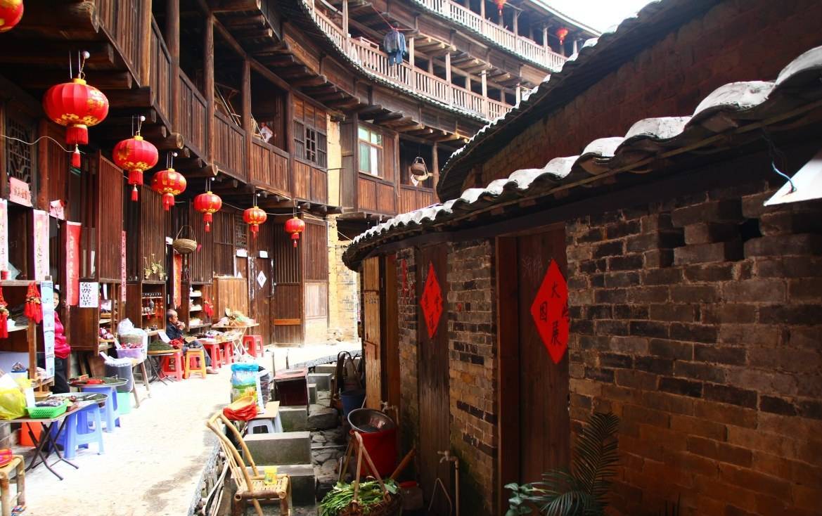 Fujian Tulou-china private tours_02.jpg
