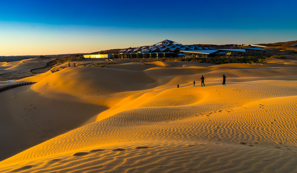 Kubuqi-Desert-Yinken-Sound-Sand-Bay