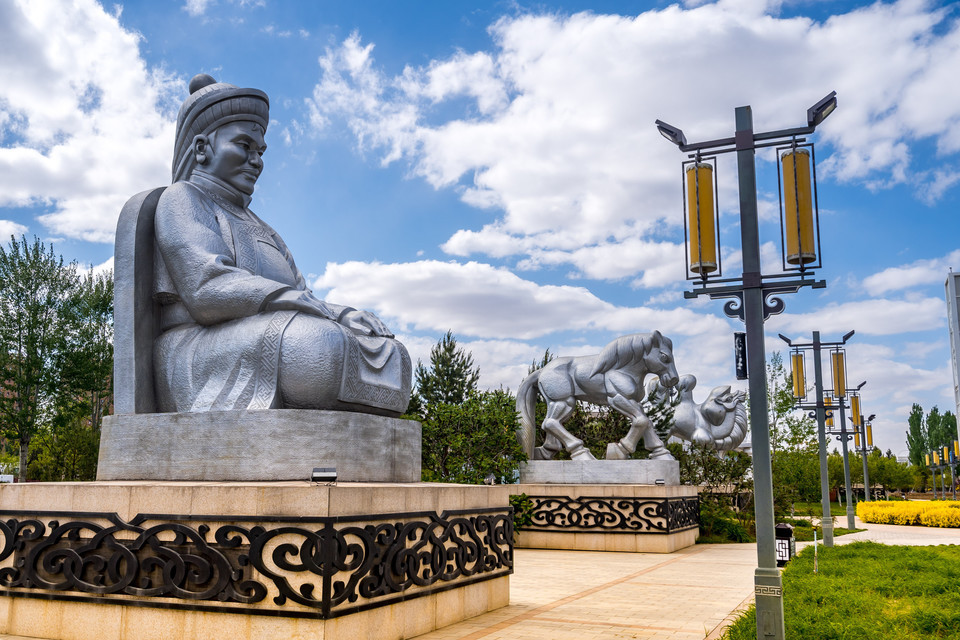 Mongolian-Chess-Square