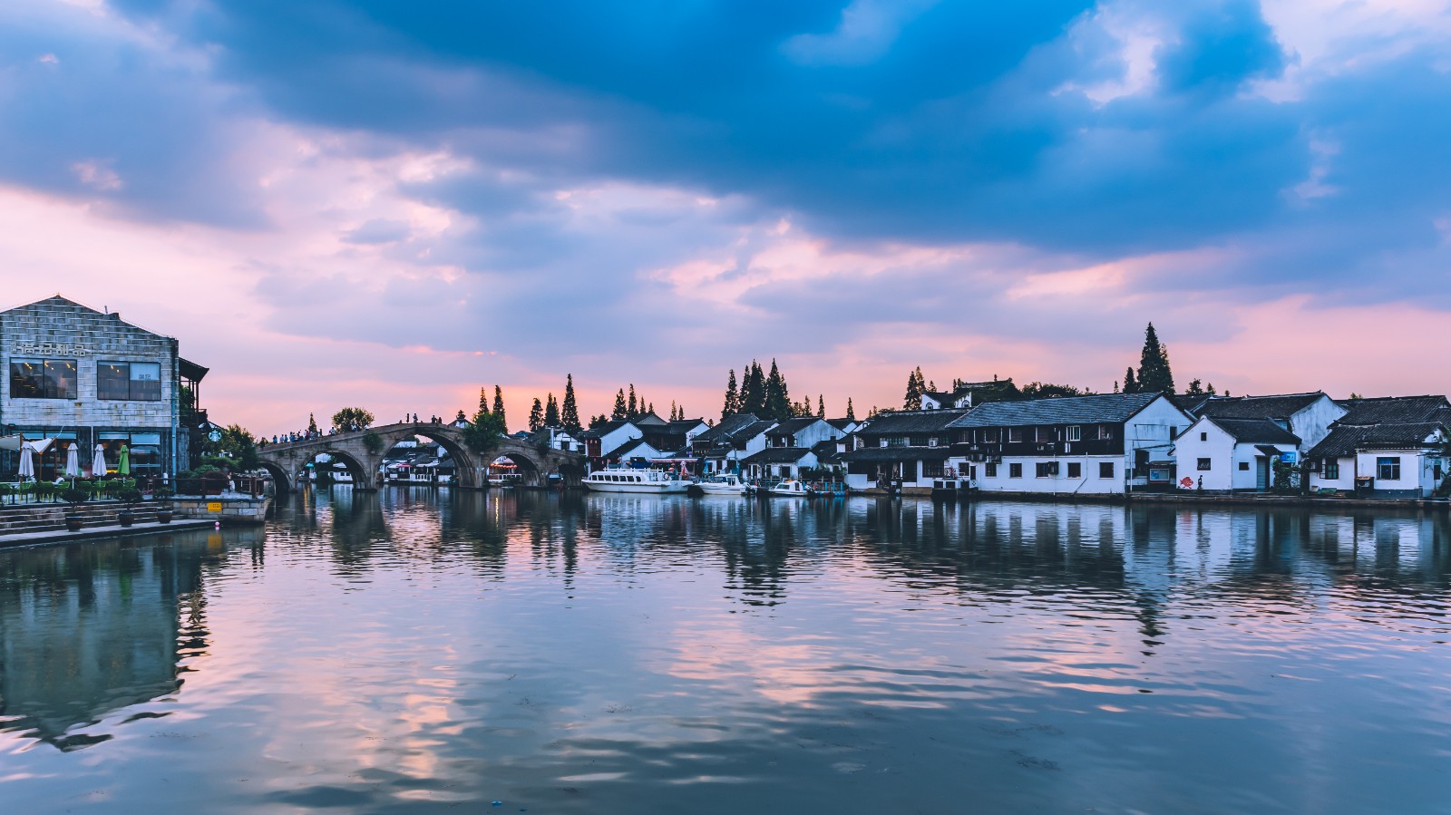 Zhujiajiao-Water-Town-Shanghai