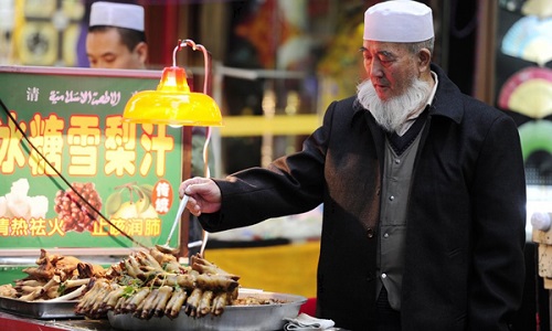 Muslim-restaurant-in-Xi’an-Muslim-Food-Street