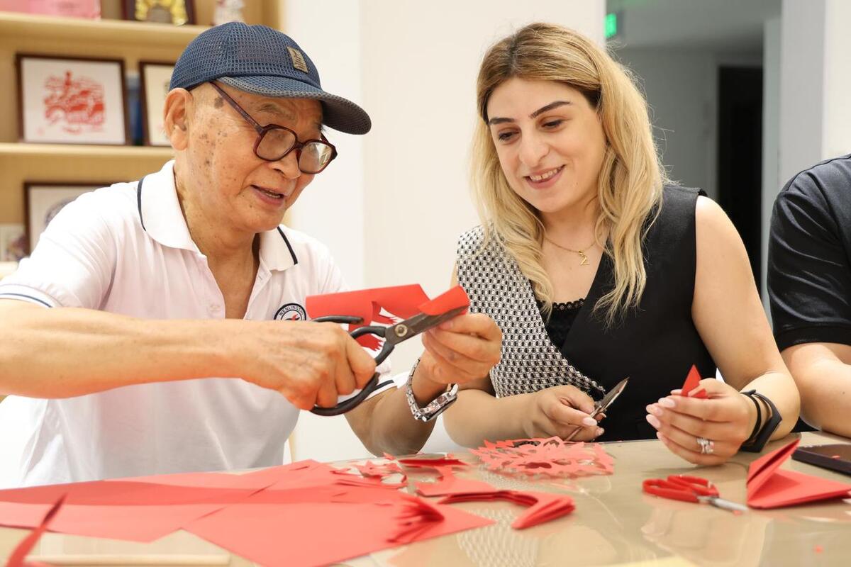 Paper-Cutting-Beijing