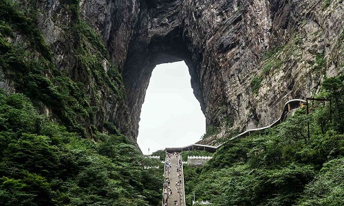 Tianmen-Cave-Zhangjiajie