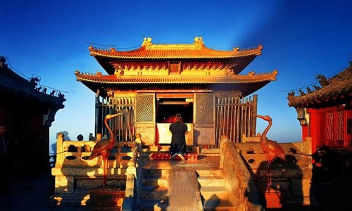 Golden-Summit-Wudang