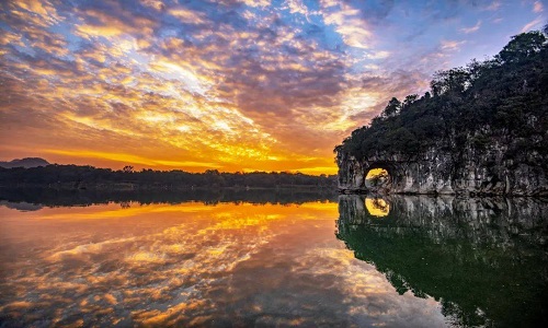 Elephant-Trunk-Hill-Guilin