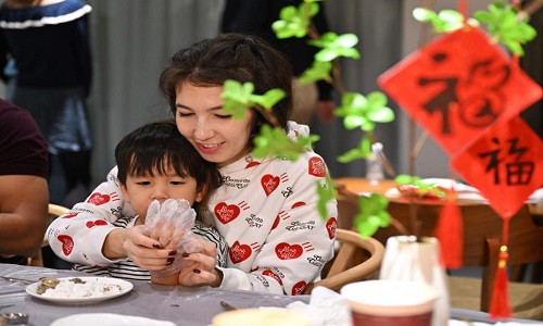 Lantern-Making-Beijing