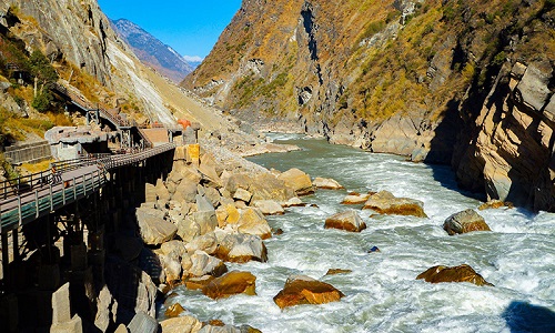 Tiger-Leaping-Gorge-Yunnan