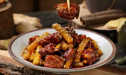 Simple-Spare-Ribs-With-Rice-Cakes Simple-Spare-Ribs-With-Rice-Cakes