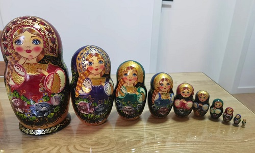 Matryoshka-Doll Matryoshka-Doll