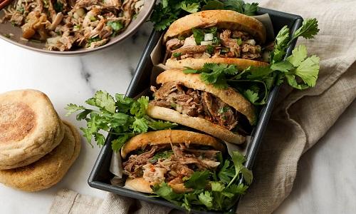 Rou-Jia-Mo Rou-Jia-Mo